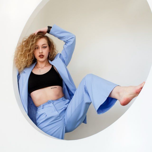 ULYANA — Модель, Танцор, Хореограф