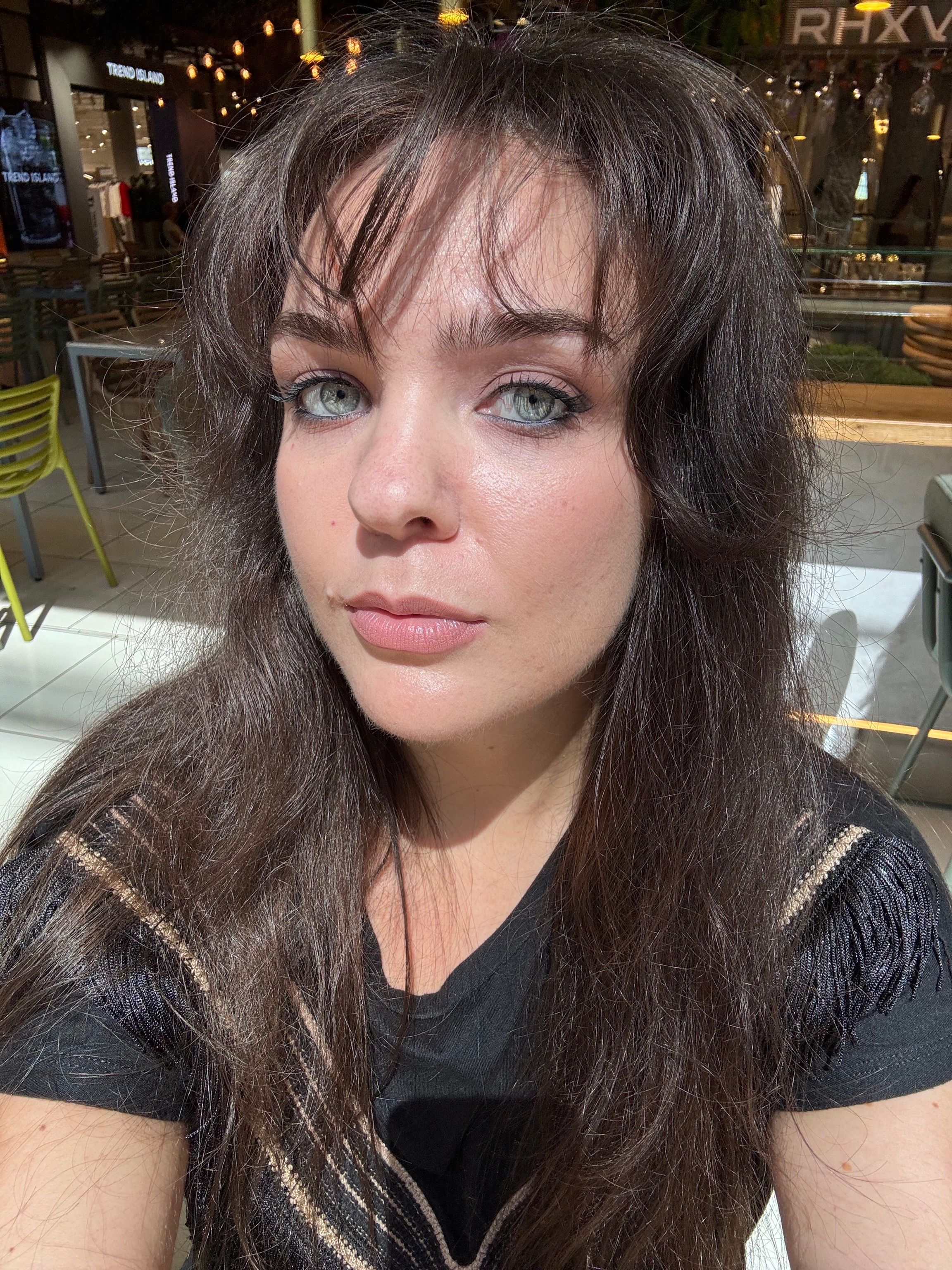 Anastasia Chervoniy — Hair & Makeup Artist, Fashion-стилист, Plus-size модель