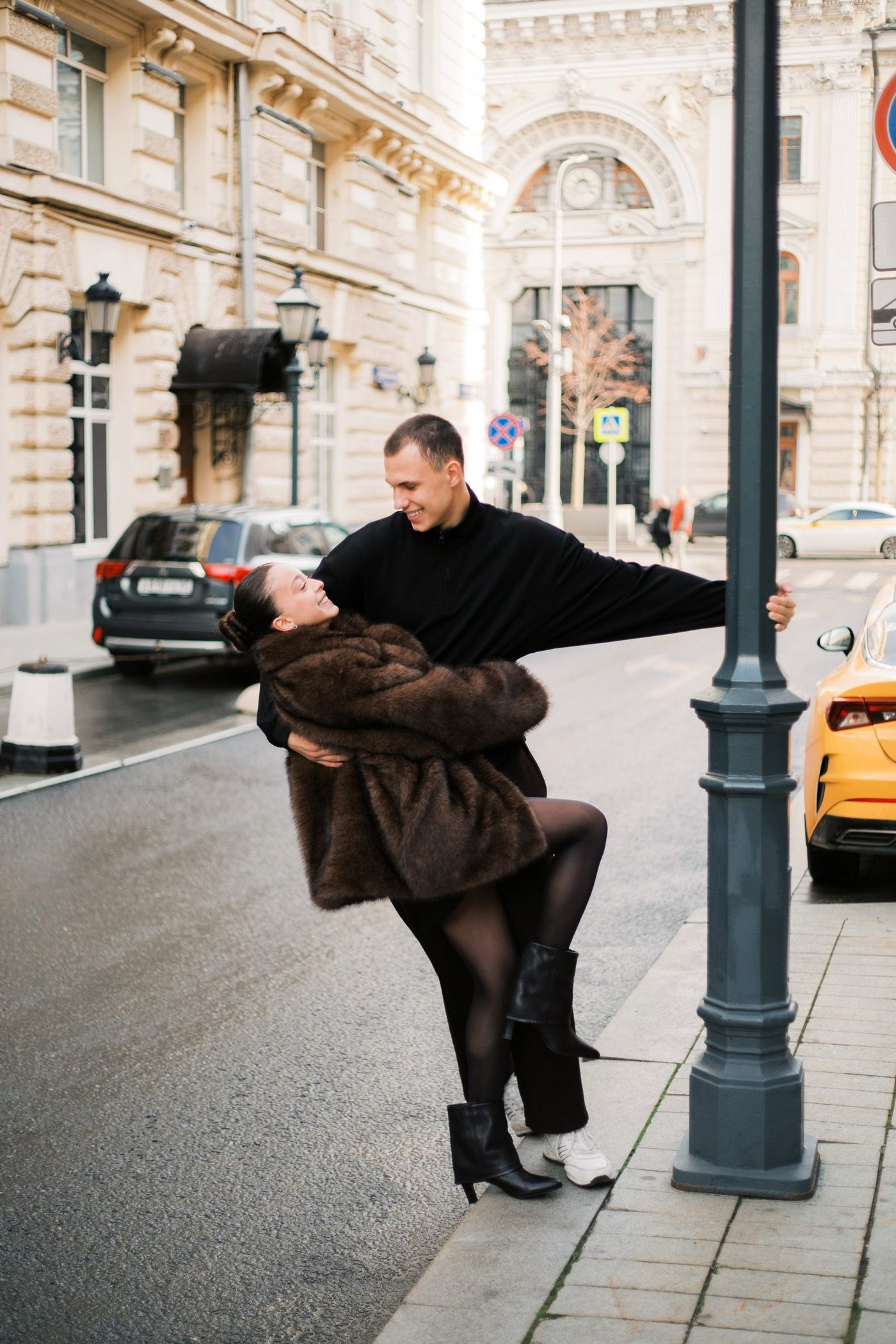 love story — Энола, Москва