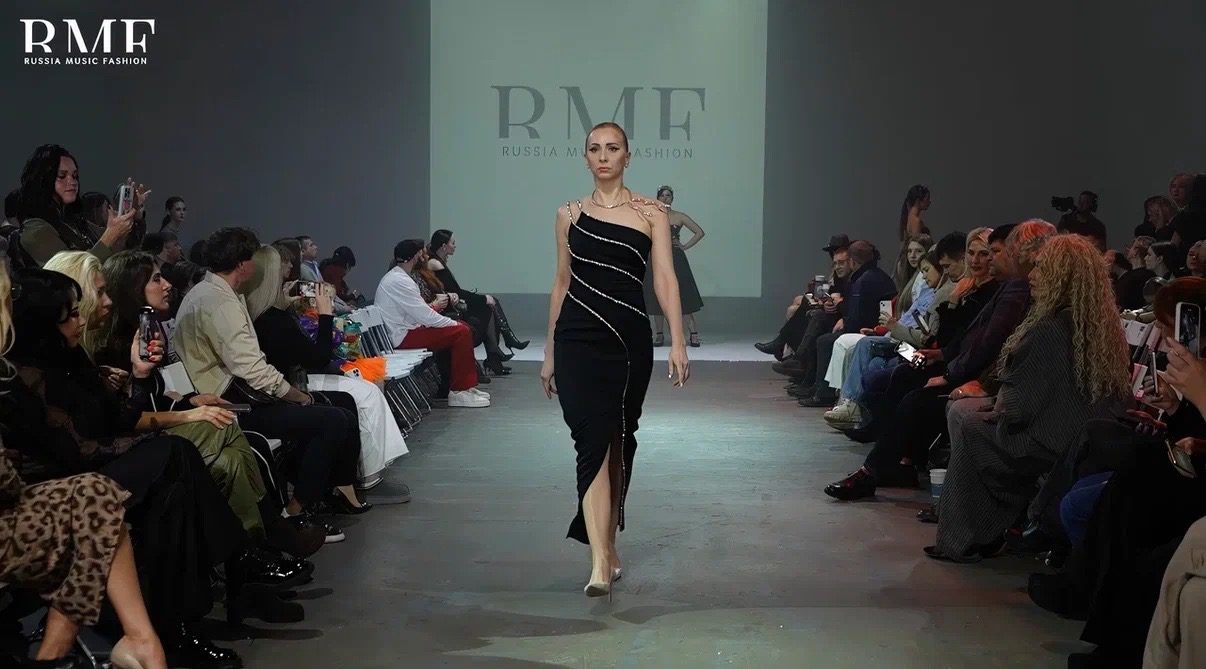 Показы — Evgeniya Radetskaya, Москва