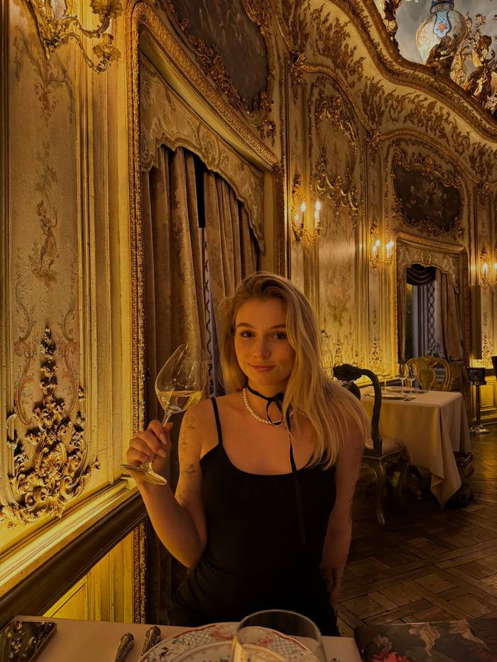 live 🌸 — Мелитина, Москва