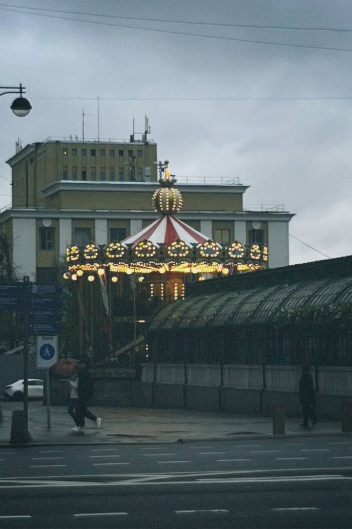 Town — Roman, Москва